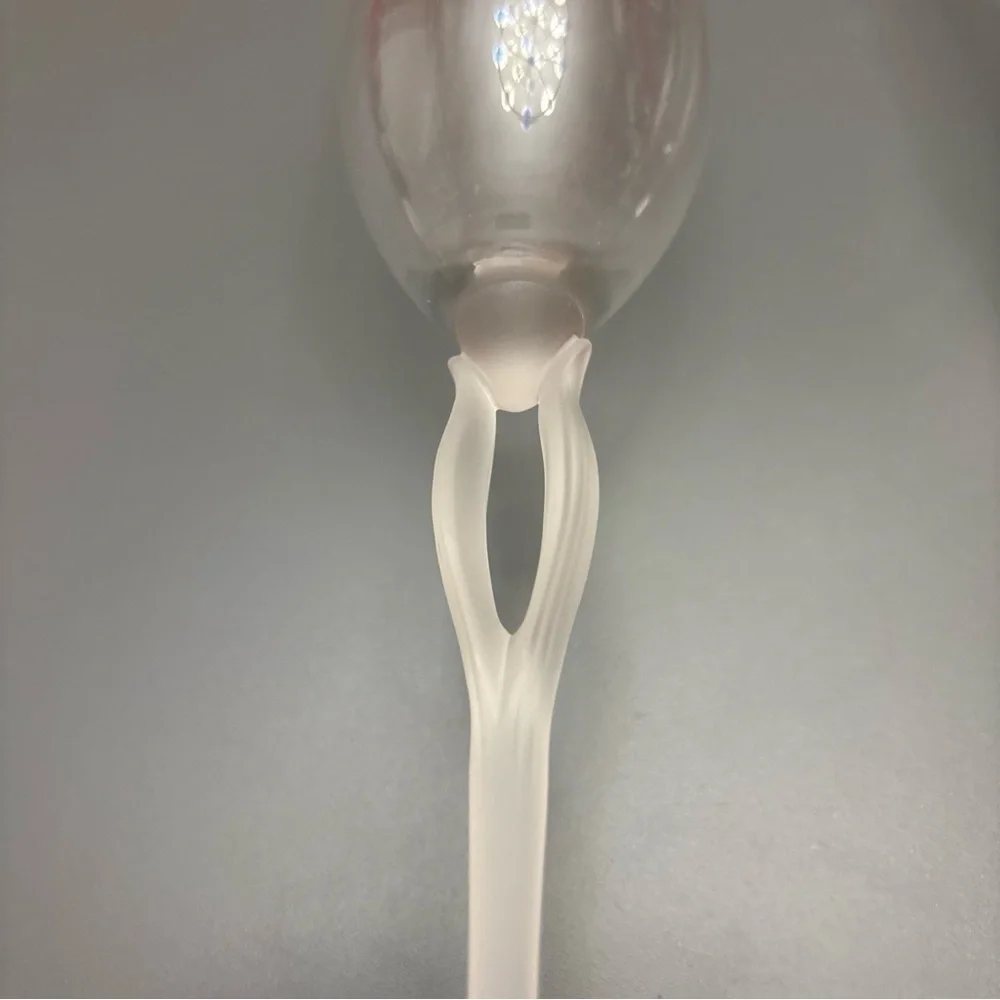 Mikasa TUSCAN Champaign Flutes Tulip Leaf Open Stem 1 Black & 1 Frosted Clear